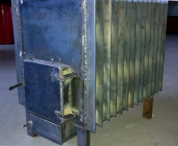 Печь с ребрами из металла для повышенной теплоотдачи